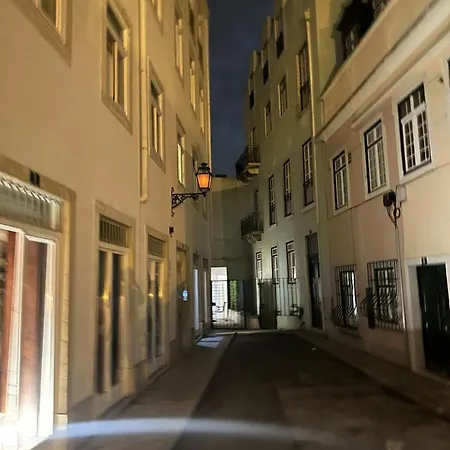 Alfama Confortable Near Cathedral Apartman Lisboa