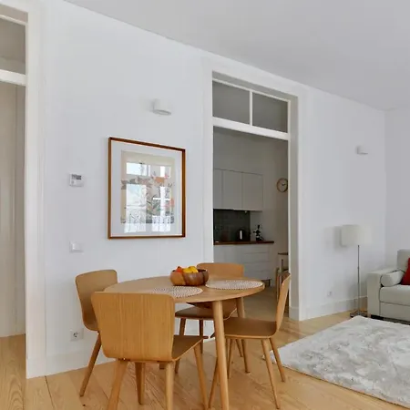 Alfama Confortable Near Cathedral Apartmán