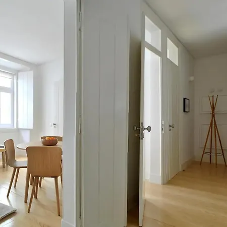 Alfama Confortable Near Cathedral 公寓